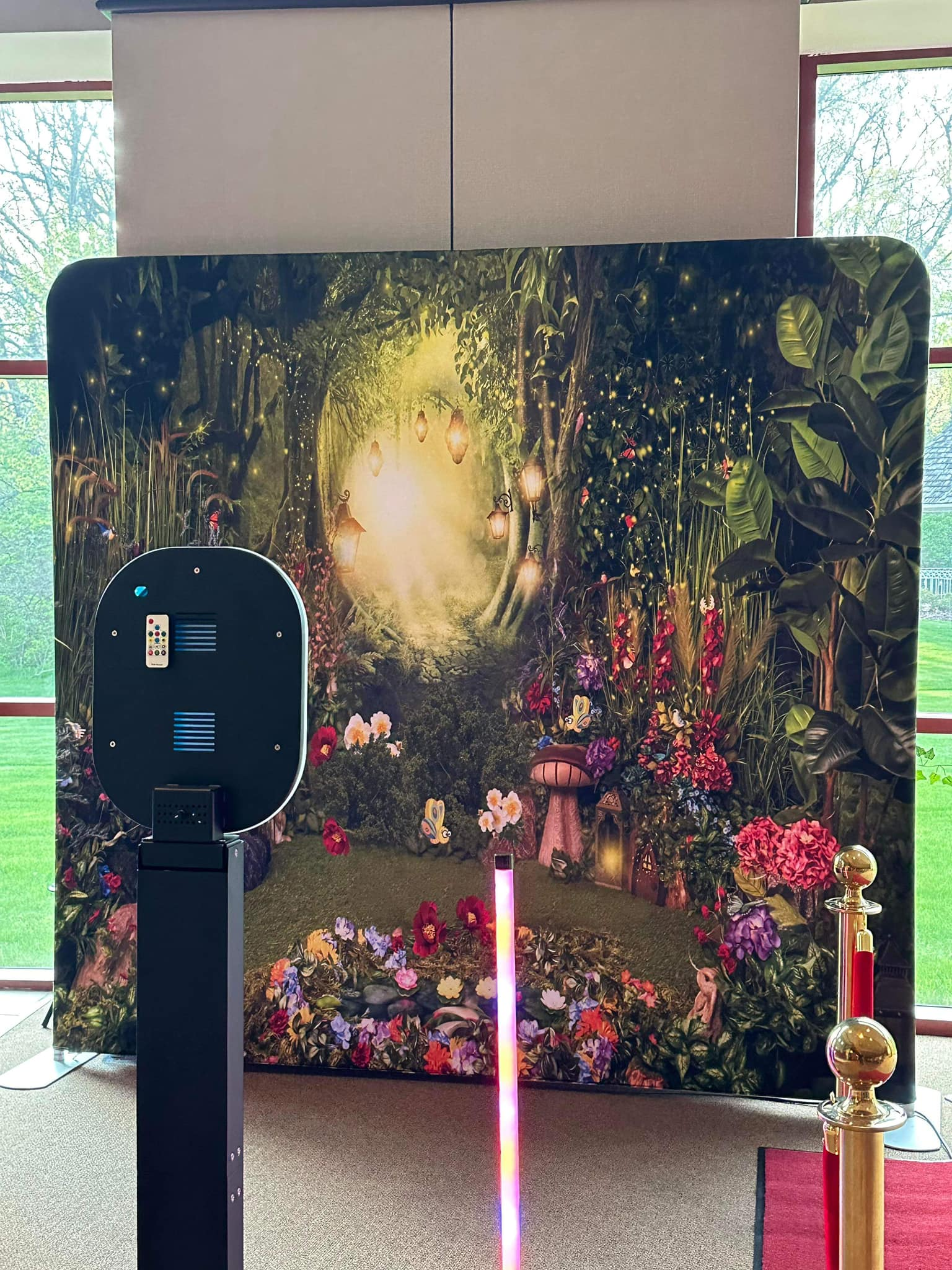 2 Pillow Cover Frame Oversized Base and 5 Double Sided Backdrops (Any 10 Designs)