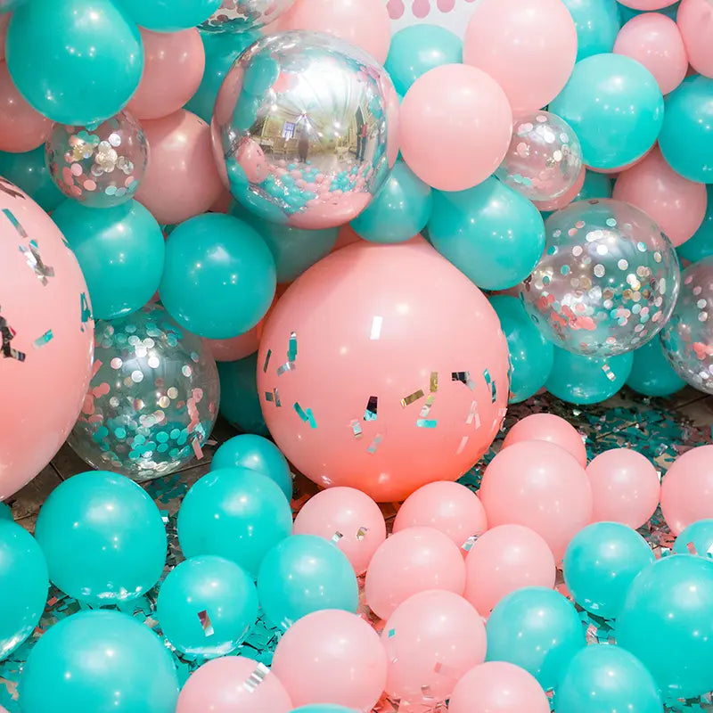 Pillow_Cover_Backdrops_Balloon_Wall-pob-backdrops