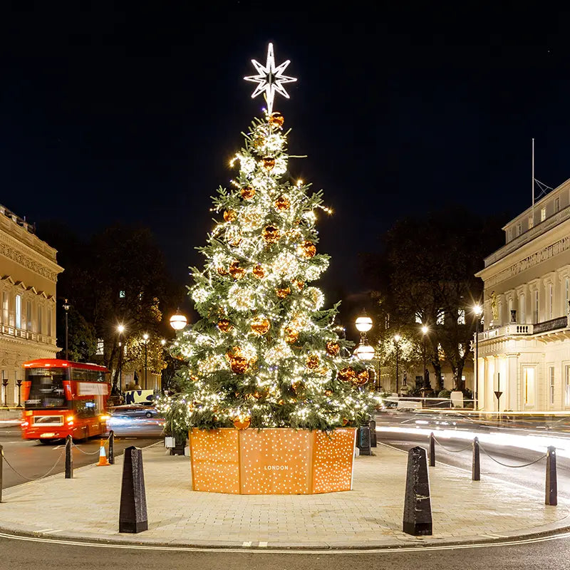 Pillow_Cover_Backdrops_Christmas_In_London-pob-backdrops