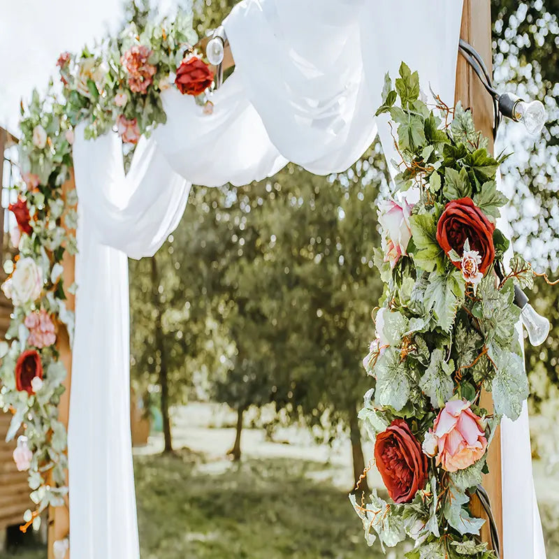 Pillow_Cover_Backdrops_Wooden_arch_decorated_with_flowers-pob-backdrops