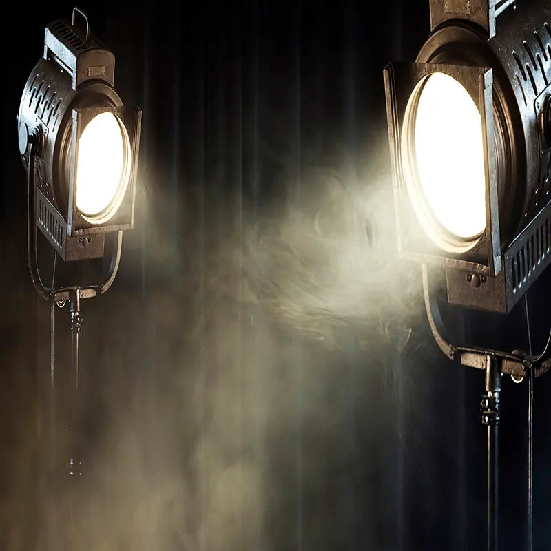 Pillow_Cover_Backdrops_performance_lights-pob-backdrops